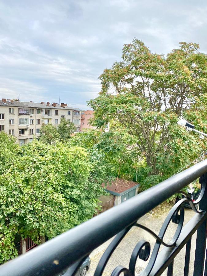 Cozy Studio Next To State Opera With Work Space Стара-Загора Экстерьер фото